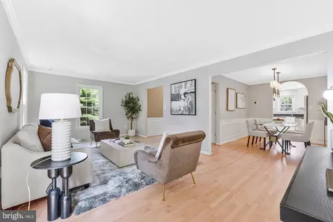 Living - 2000 Gallows Tree Ln, Vienna, VA 22182 photo 1 of 3