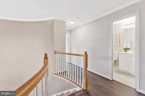 Entry Way - 2000 Gallows Tree Ln, Vienna, VA 22182 photo 7 of 7