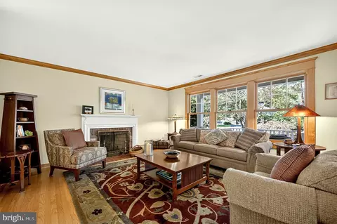 Living - 6619 Melrose Dr, Mclean, VA 22101 photo 1 of 5