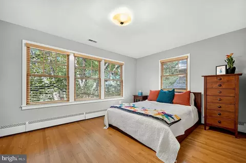 Bedroom - 6619 Melrose Dr, Mclean, VA 22101 photo 4 of 8