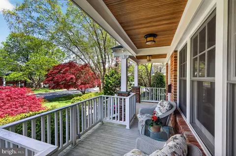 Exterior - 6619 Melrose Dr, Mclean, VA 22101 photo 3 of 14