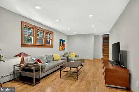 Living - 6619 Melrose Dr, Mclean, VA 22101 photo 5 of 5
