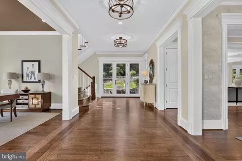 Entry Way - 1420 Kurtz Rd, Mclean, VA 22101 photo 1 of 4