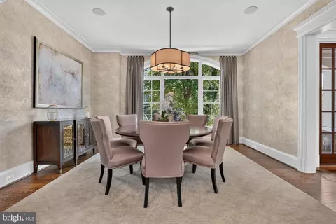 Dining - 1420 Kurtz Rd, Mclean, VA 22101 photo 2 of 2