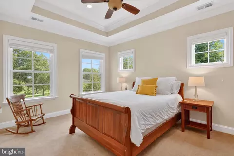 Bedroom - 1420 Kurtz Rd, Mclean, VA 22101 photo 4 of 4