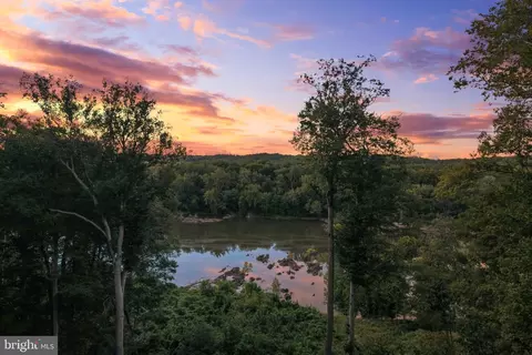 View/Area - 620 Rivercrest Dr, Mclean, VA 22101 photo 6 of 6