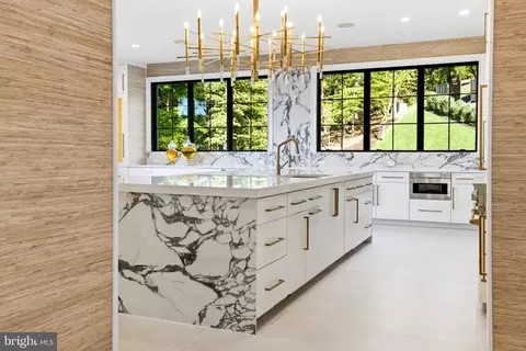 Kitchen - 620 Rivercrest Dr, Mclean, VA 22101 photo 1 of 10