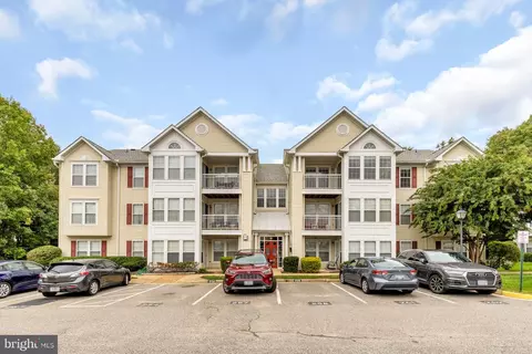 7502 Calderon Ct #276, Alexandria, VA 22306
