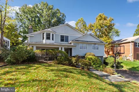 Exterior - 6175 Hardy Dr, Mclean, VA 22101 photo 9 of 12