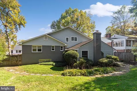 Exterior - 6175 Hardy Dr, Mclean, VA 22101 photo 7 of 12