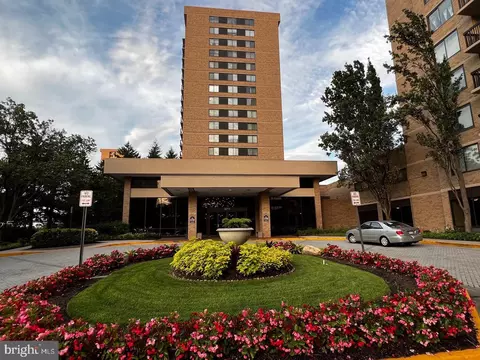 3709 S George Mason Dr #205E, Falls Church, VA 22041