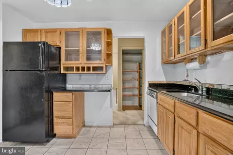 Kitchen - 6105 Fernleigh Blvd, Springfield, VA 22152 photo 2 of 3