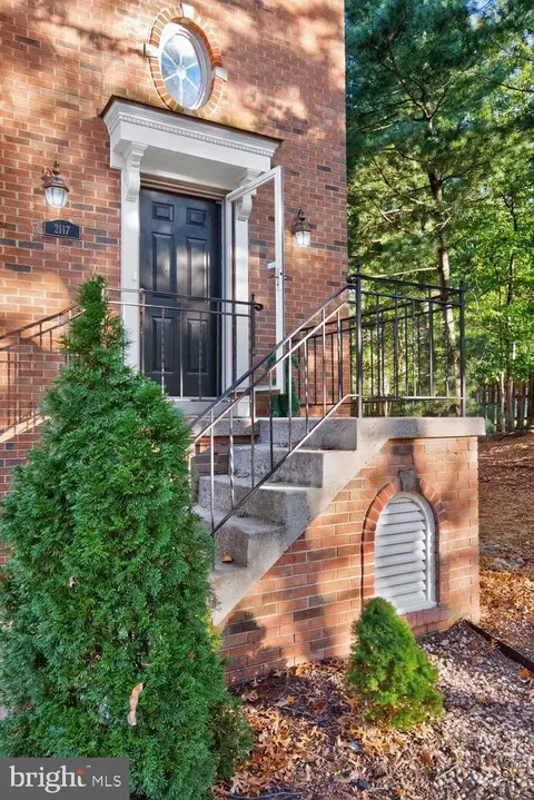 2117 Patty Ln, Vienna, VA 22182