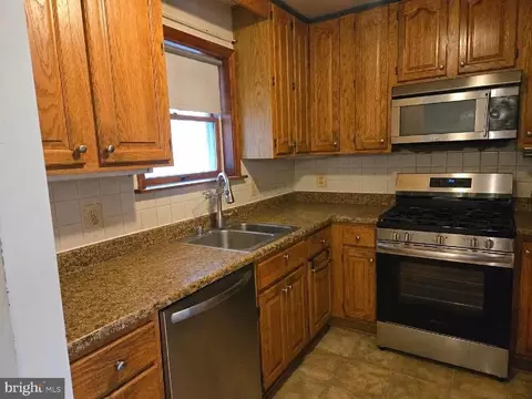 Kitchen - 6820 Mayo Ct, Springfield, VA 22150 photo 1 of 2