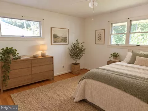Bedroom - 6820 Mayo Ct, Springfield, VA 22150 photo 2 of 9