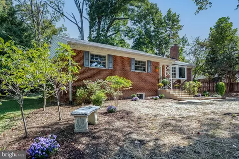5903 Hanover Ave, Springfield, VA 22150