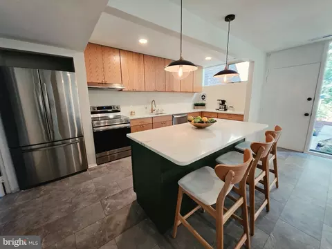 Kitchen - 11545 Maple Ridge Rd, Reston, VA 20190 photo 1 of 4