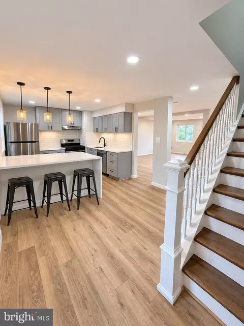 8058 Saint Annes Ct #8058, Alexandria, VA 22309