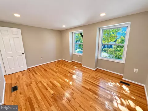Bedroom - 2283 Dosinia Ct, Reston, VA 20191 photo 3 of 3