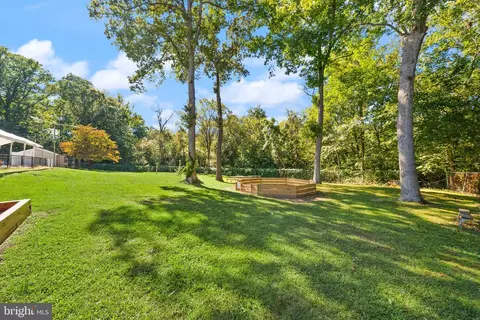 Exterior - 8108 Adair Ln, Springfield, VA 22151 photo 14 of 17