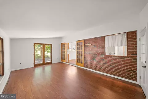 Living - 8108 Adair Ln, Springfield, VA 22151 photo 7 of 7