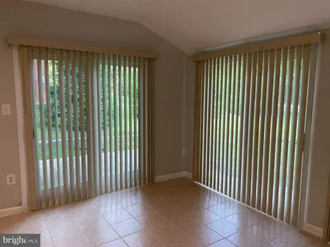 9101 Old Keene Mill Rd, Springfield, VA 22152 photo 5