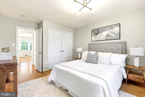 Bedroom - 1107 Wimbledon Dr, Mclean, VA 22101 photo 3 of 7