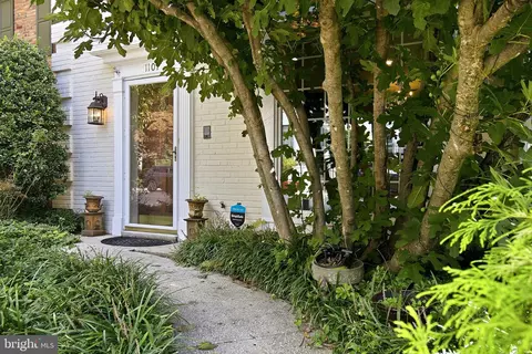 Other - 1107 Wimbledon Dr, Mclean, VA 22101 photo 1 of 15