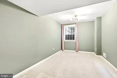 Other - 1107 Wimbledon Dr, Mclean, VA 22101 photo 5 of 15