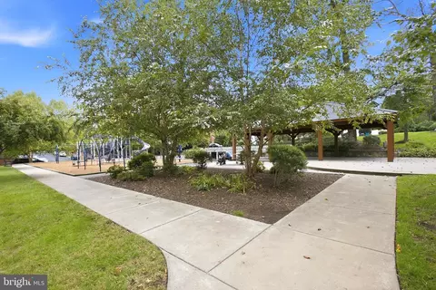 Other - 1107 Wimbledon Dr, Mclean, VA 22101 photo 10 of 15