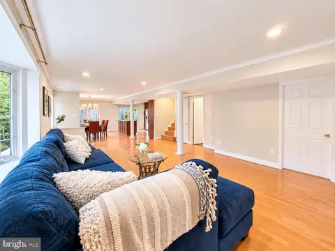 Living - 5232 Perth Ct, Springfield, VA 22151 photo 5 of 8