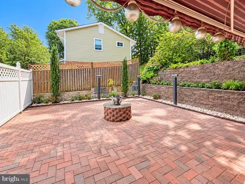 Exterior - 5232 Perth Ct, Springfield, VA 22151 photo 2 of 2