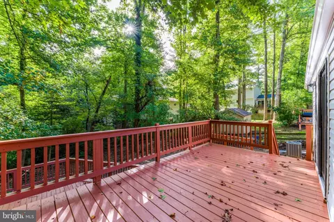 Exterior - 11586 Red Leaf Ct, Reston, VA 20191 photo 15 of 15
