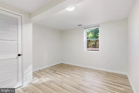 Bedroom - 11586 Red Leaf Ct, Reston, VA 20191 photo 4 of 4