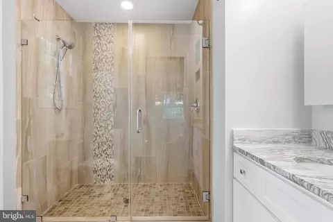 Bath - 7840 Brompton St, Springfield, VA 22152 photo 1 of 4
