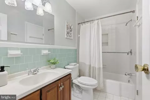 Bath - 7840 Brompton St, Springfield, VA 22152 photo 2 of 4