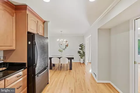 Entry Way - 7840 Brompton St, Springfield, VA 22152 photo 1 of 2