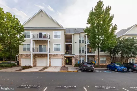 5172 William Colin Ct #C, Centreville, VA 20120