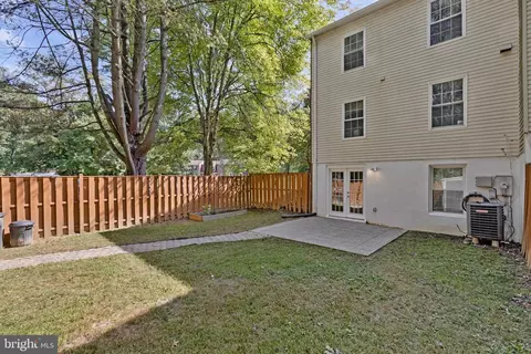 Exterior - 6401 Old Scotts Ct, Springfield, VA 22152 photo 4 of 7