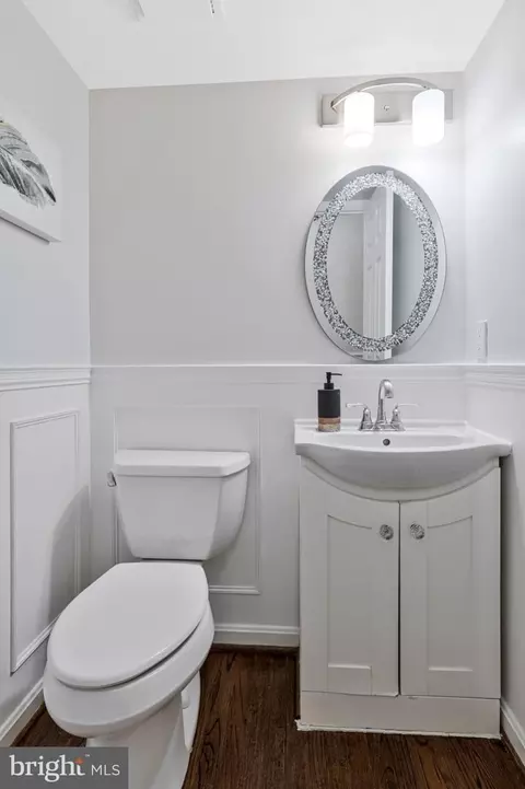 Bath - 6401 Old Scotts Ct, Springfield, VA 22152 photo 1 of 4
