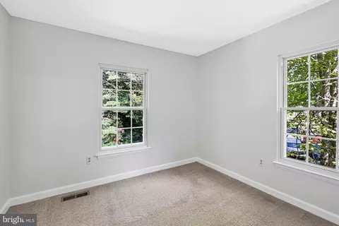 Bedroom - 6401 Old Scotts Ct, Springfield, VA 22152 photo 4 of 7