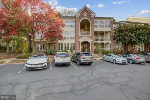 7708 Haynes Point Way #D, Alexandria, VA 22315