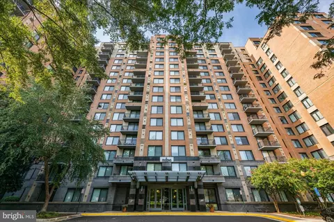 2451 Midtown Ave #715, Alexandria, VA 22303