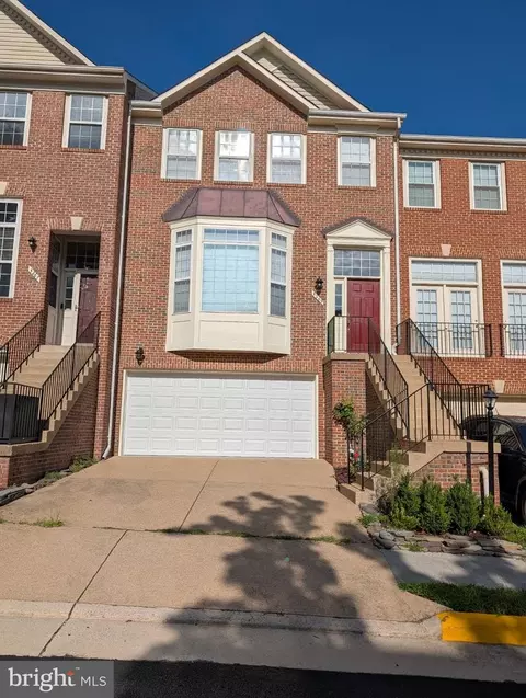 5269 Morning Mist Ln, Alexandria, VA 22312