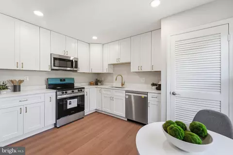 Kitchen - 8531 Forrester Blvd, Springfield, VA 22152 photo 2 of 3