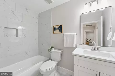 Bath - 8531 Forrester Blvd, Springfield, VA 22152 photo 3 of 4
