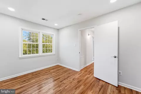 Bedroom - 8531 Forrester Blvd, Springfield, VA 22152 photo 7 of 7
