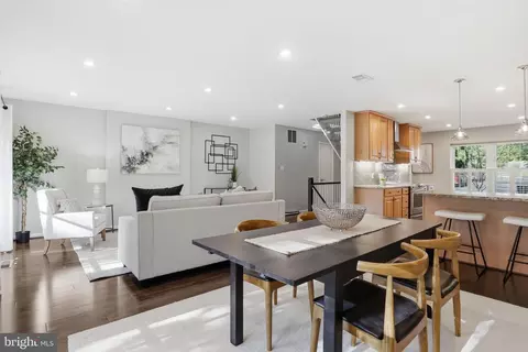 Dining - 2156 Golf Course Dr, Reston, VA 20191 photo 1 of 3