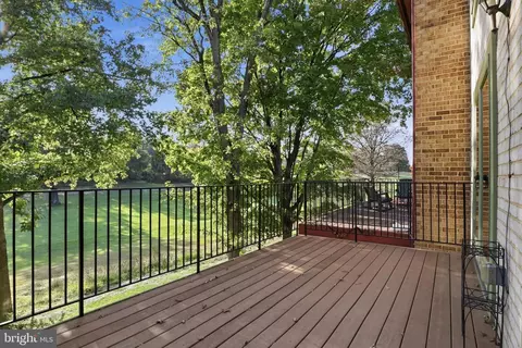 Exterior - 2156 Golf Course Dr, Reston, VA 20191 photo 4 of 4