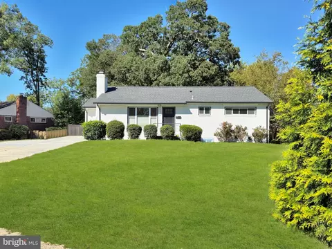 3635 Dannys Ln, Alexandria, VA 22311